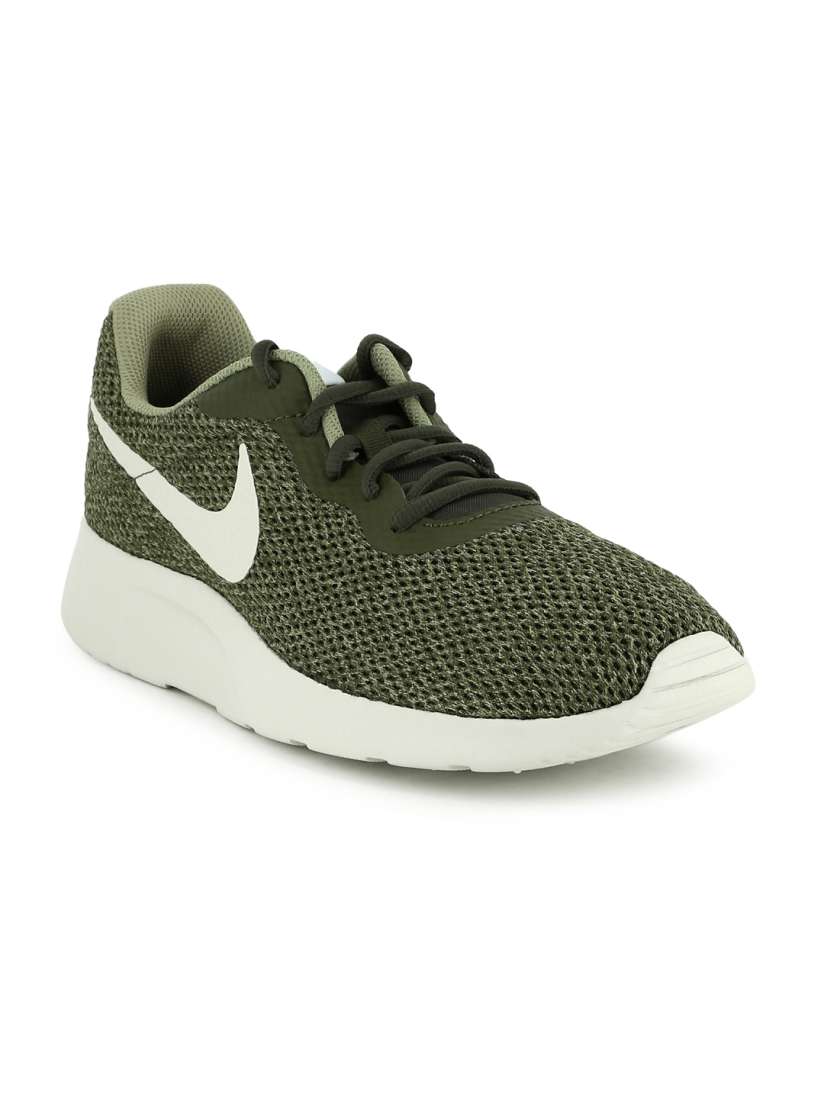 Nike tanjun myntra store