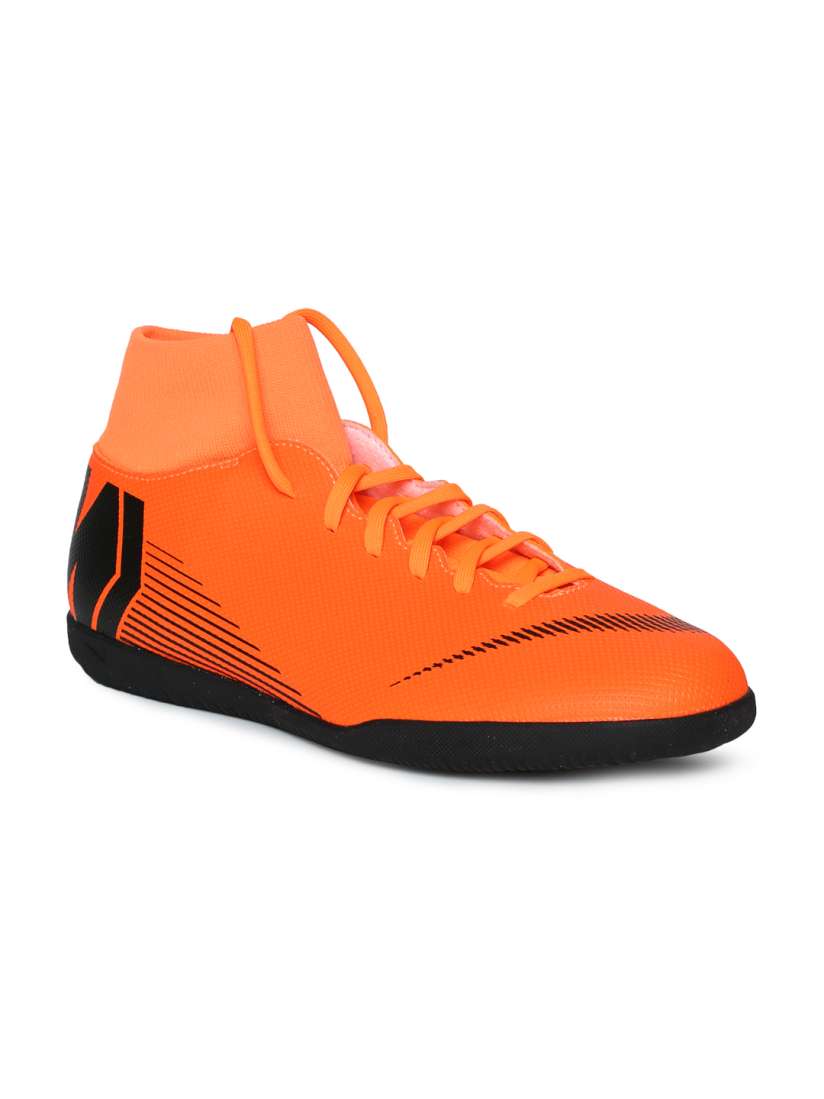 Nike studs myntra best sale