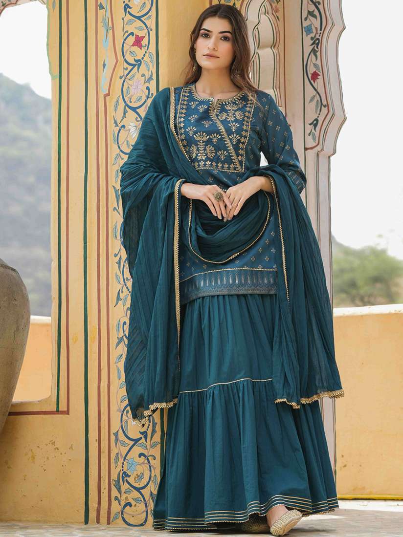 Ethnic kurta with skirt deals