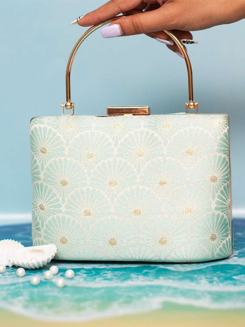 Myntra clutch bags store