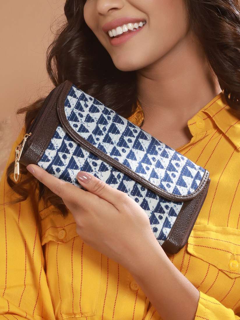 Buy Sangria Women Abstract Printed Wallets Wallets for Women 23878166 Myntra