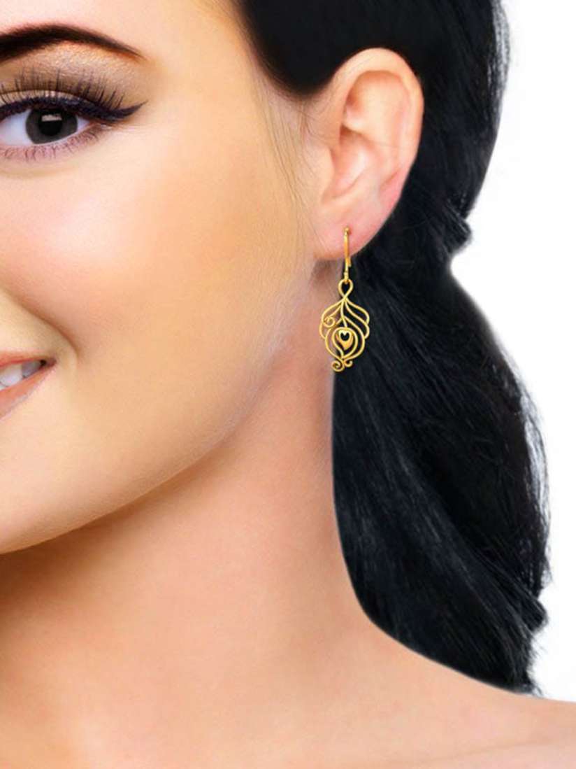 Kalyan jewellers ear piercing shop