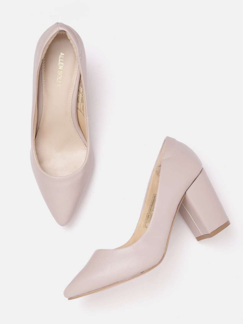 Heels on myntra new arrivals