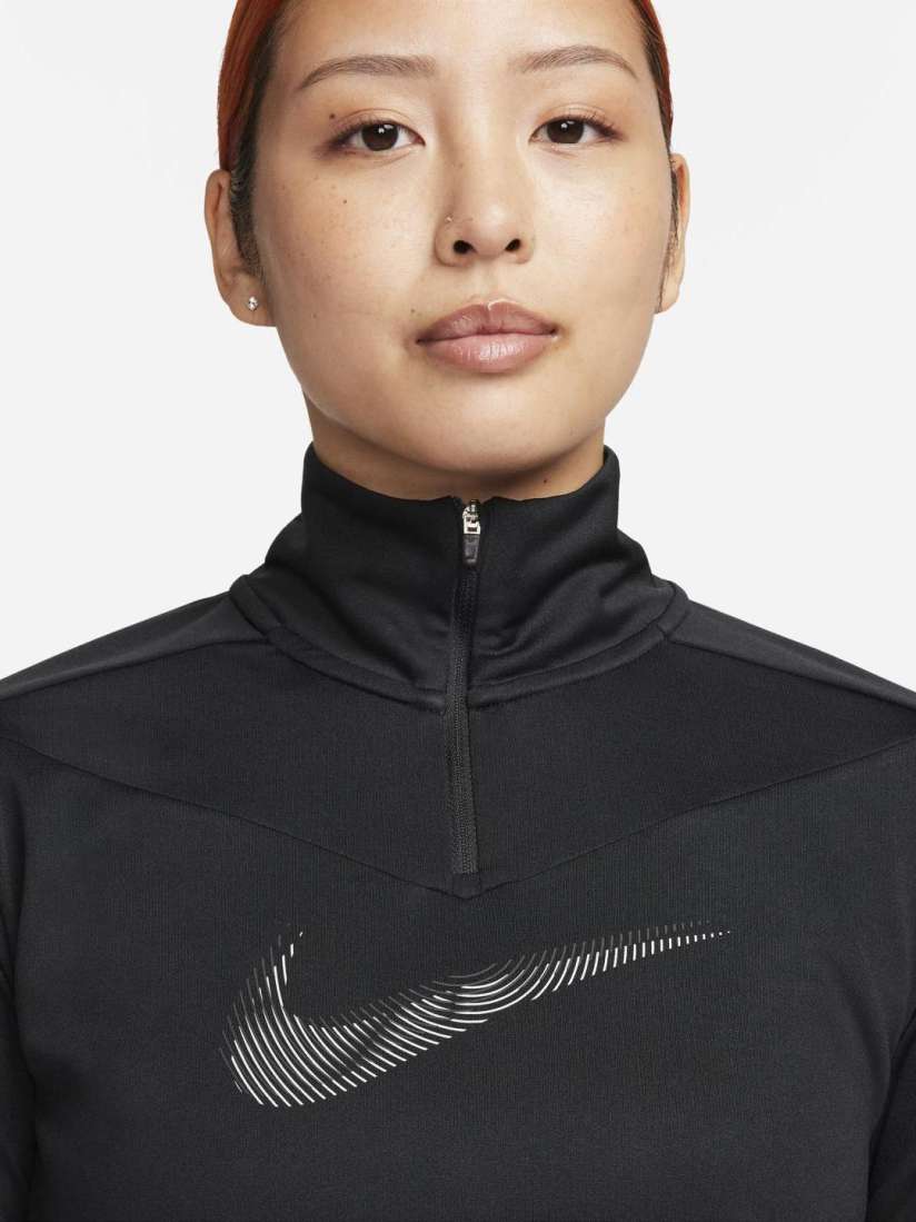 Nike jackets with thumb holes deals