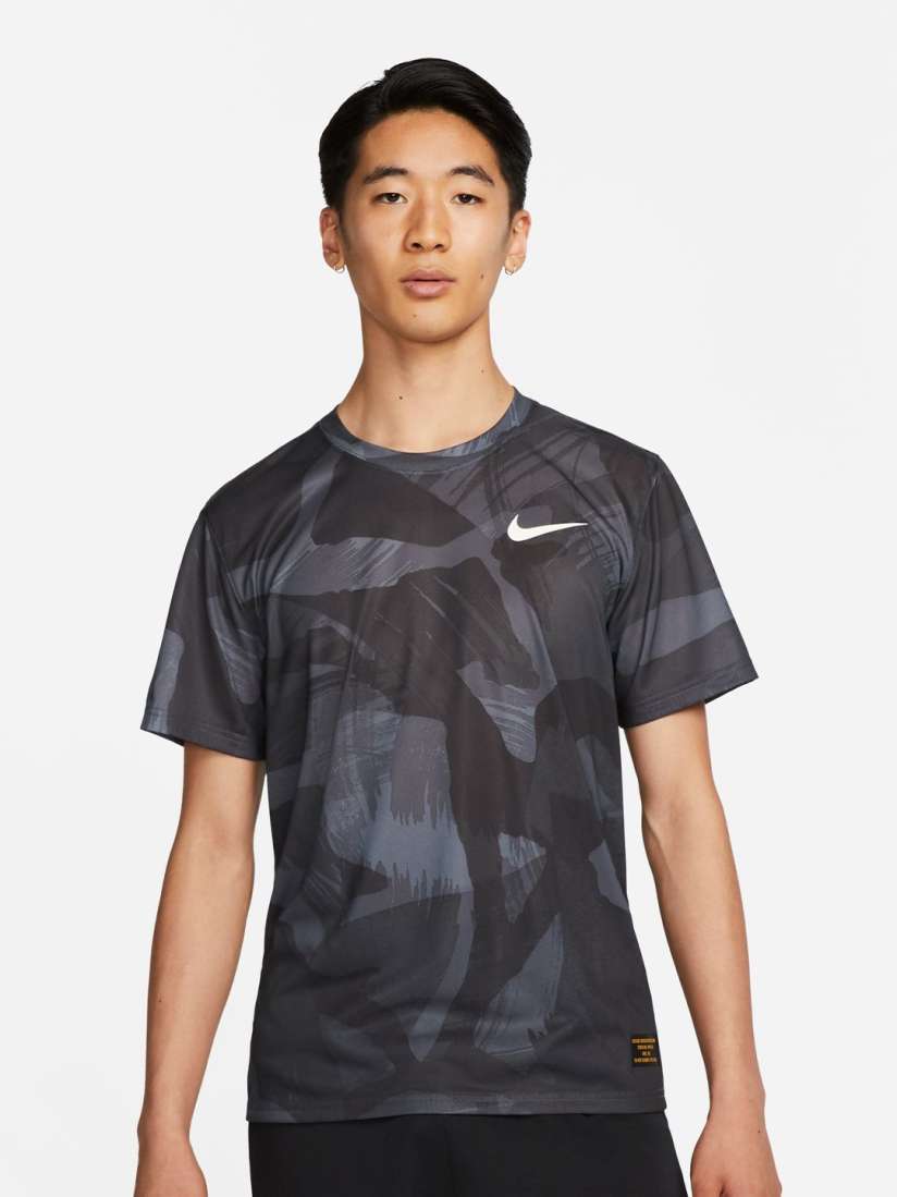 Nike camo running shirt store