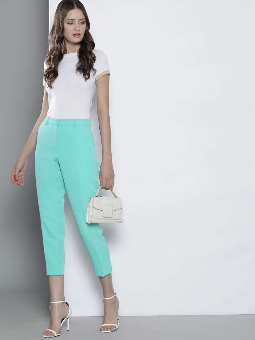 Buy DOROTHY PERKINS Women Cropped Trousers Trousers for Women 24029076 Myntra