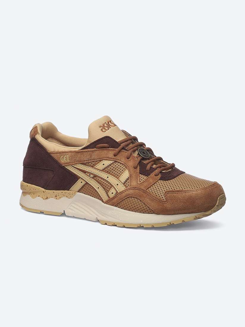Myntra asics shoes discount