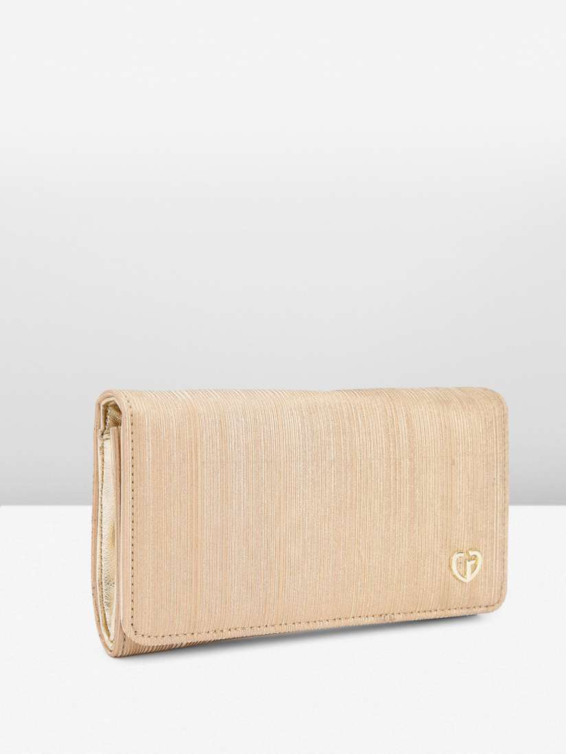 Caprese party clutches store