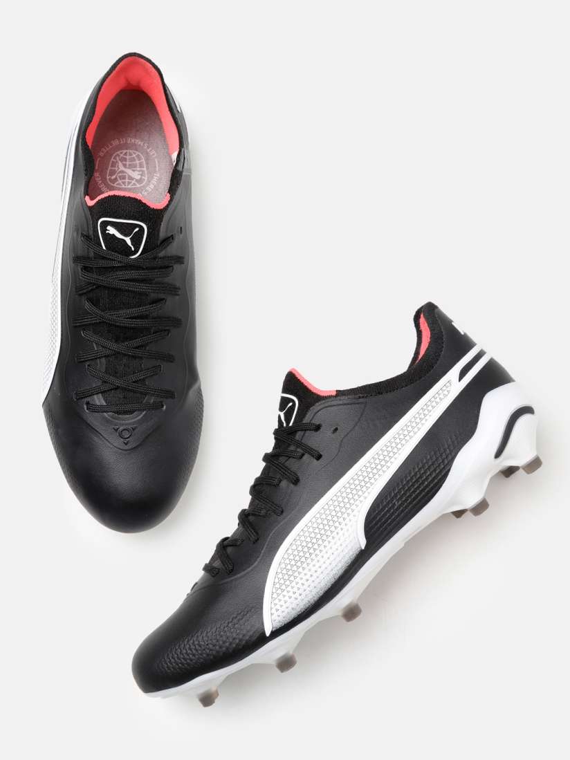 Myntra football studs sales