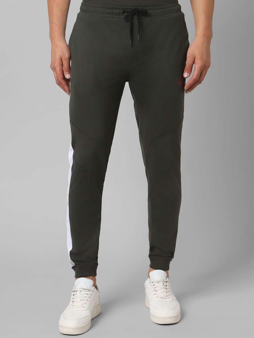 Joggers myntra store
