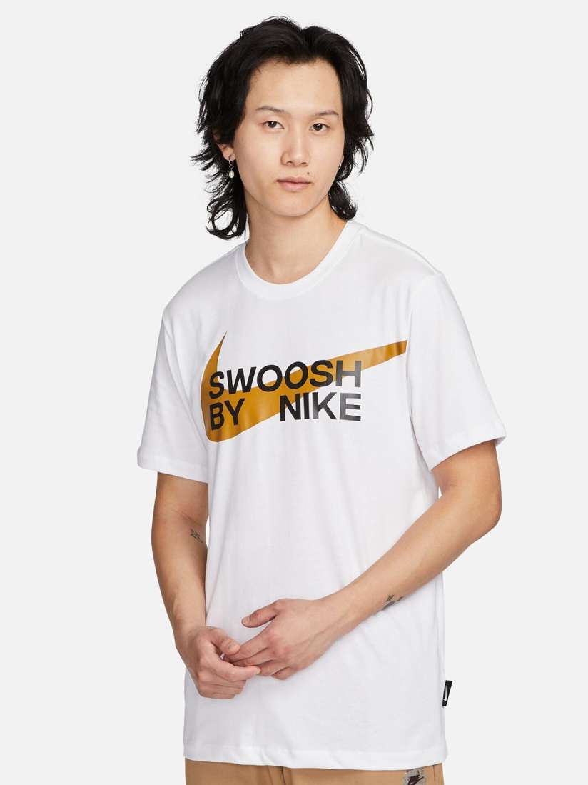 Buy Nike Sportswear T Shirt Tshirts for Men 24110812 Myntra