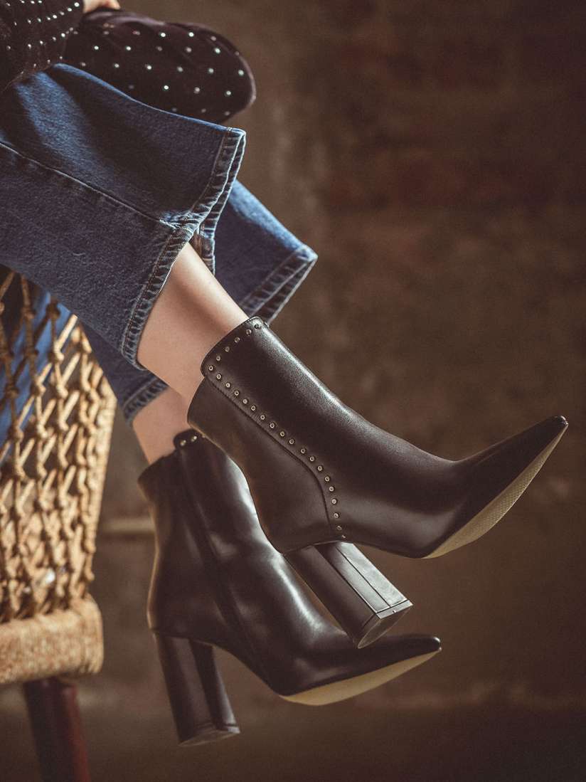 Myntra women boots cheap