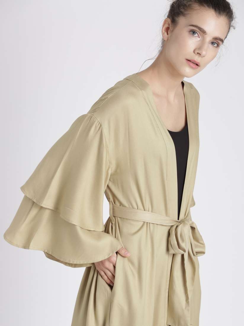 Khaki shrug store