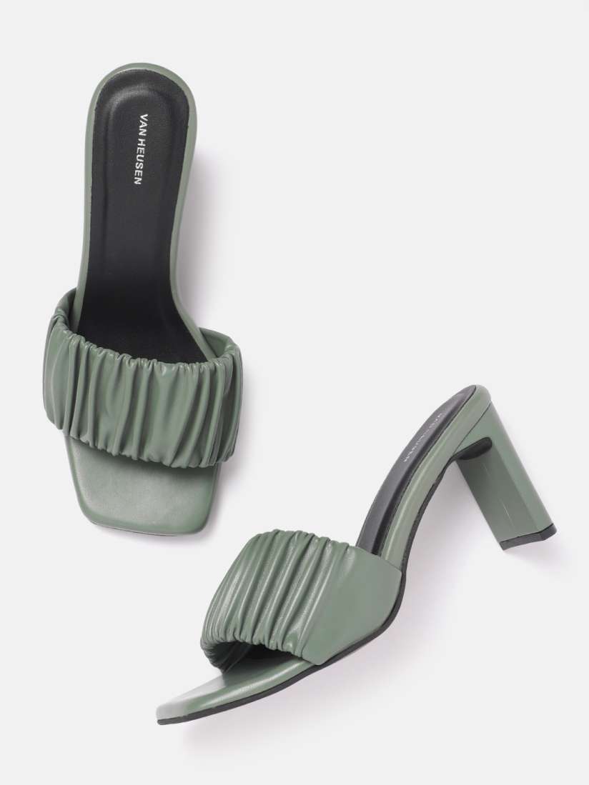 Van heusen heels top