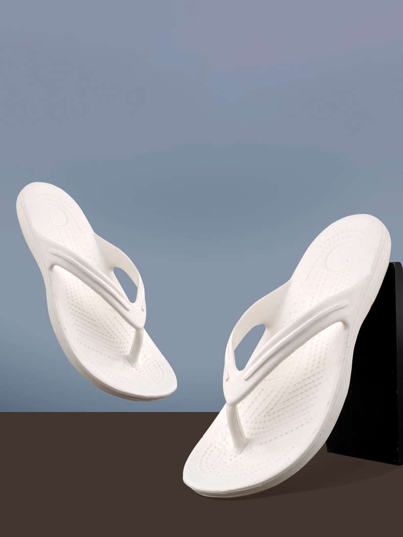 Buy sneakers villa Kids Textured Thong Flip Flops Flip Flops for Unisex Kids 24179444 Myntra