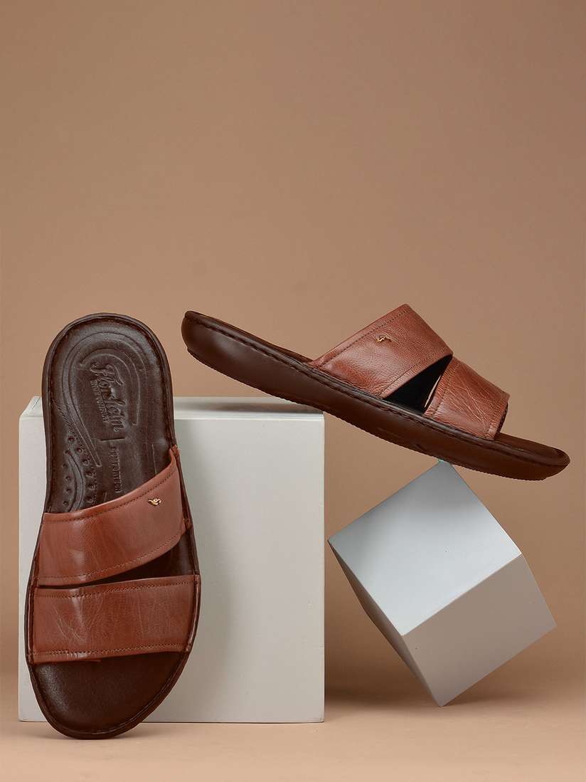 Buy Florsheim Men Textured Leather Comfort Sandals - Sandals for Men  24358096 | Myntra
