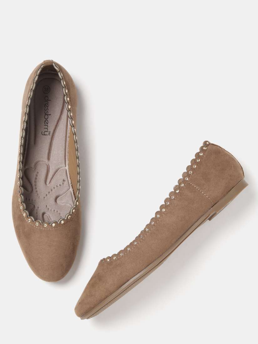 Myntra women flats clearance