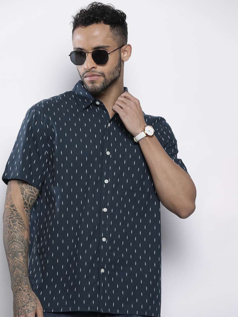 american eagle polka dot top