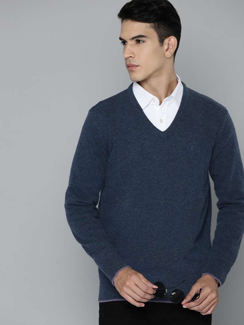 Buy Indian Terrain Solid V Neck Pullover Sweaters for Men 24405046 Myntra
