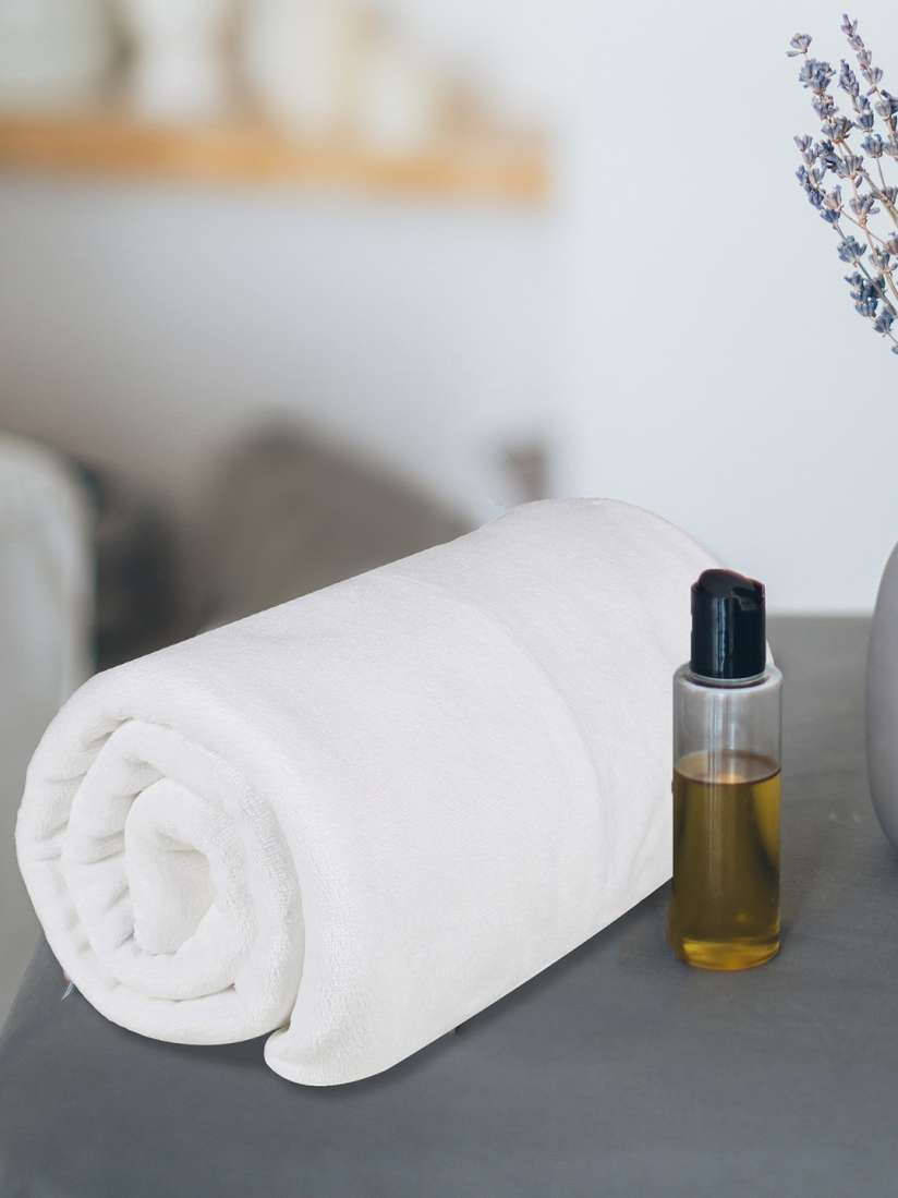 White microfiber bath towels deals