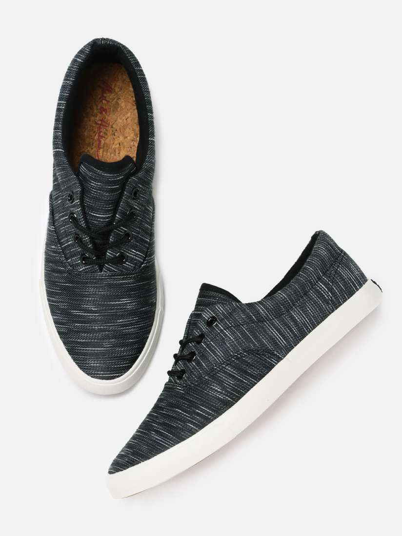 Mast and harbour black sneakers online
