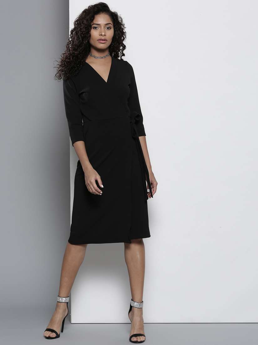 Buy DOROTHY PERKINS Women Black Solid Midi Wrap Dress Dresses for Women 2448046 Myntra