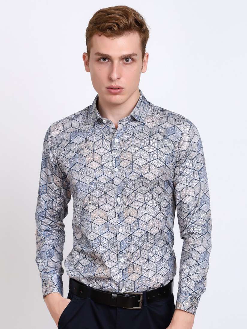 New pattern shirt outlet