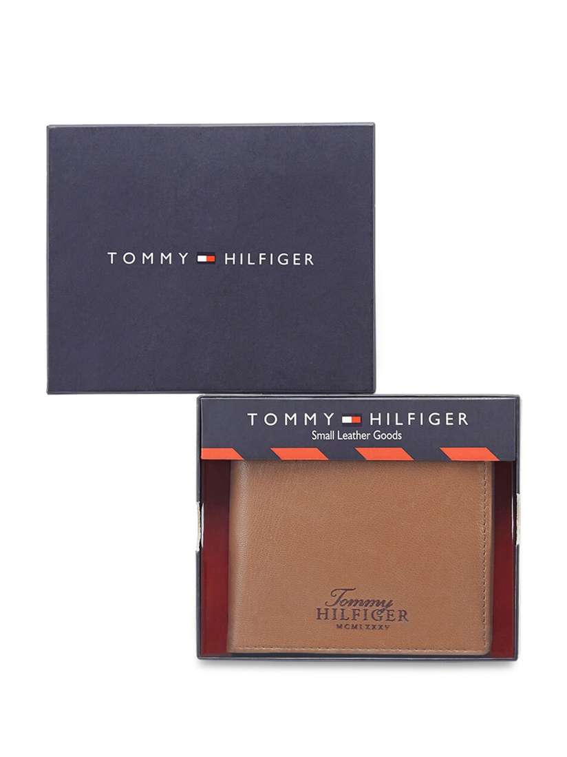 Tommy hilfiger wallets myntra 2025