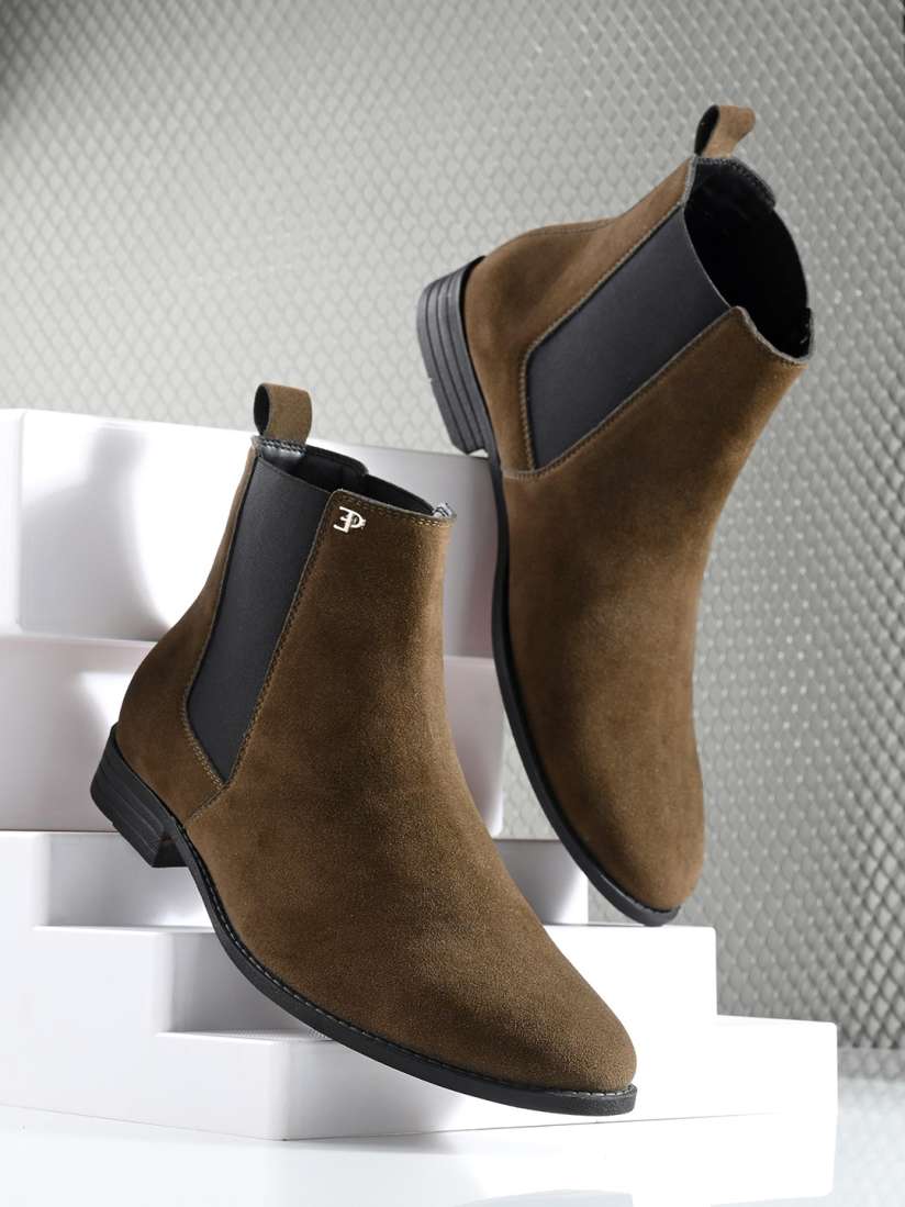 Myntra chelsea boots online