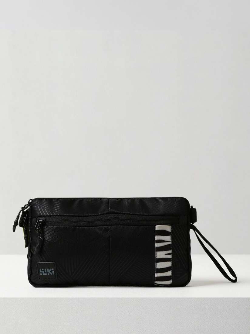 Wildcraft sling bags myntra hot sale