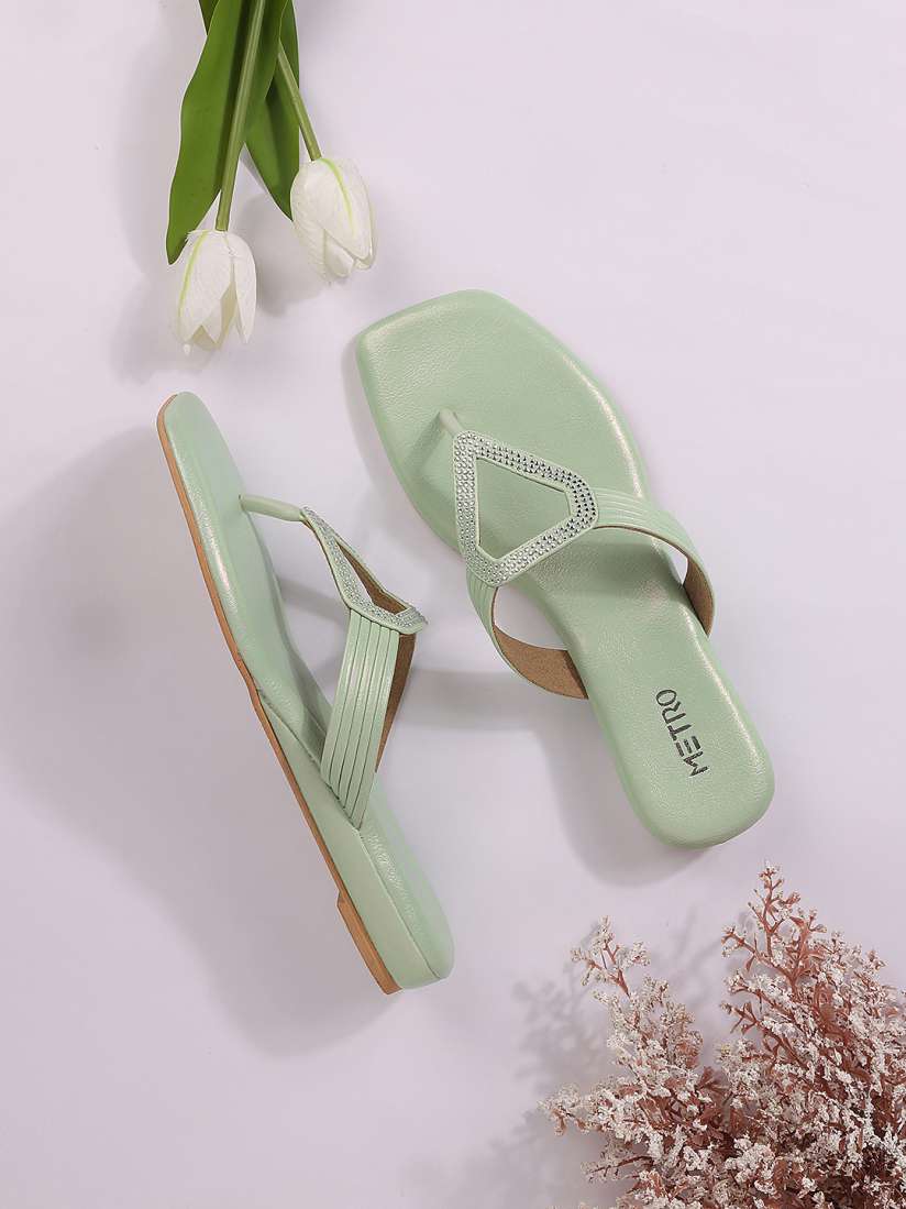 Flats myntra new arrivals