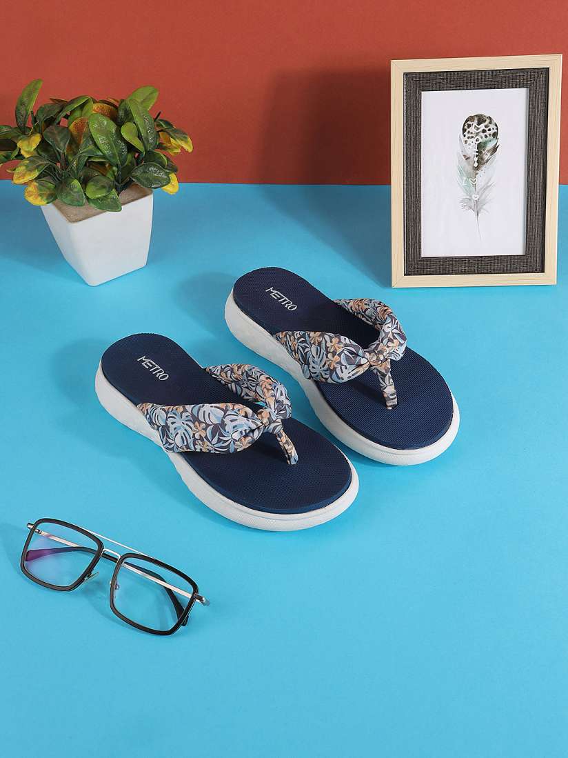Buy Metro Women Printed T Strap Flats Flats for Women 24615574 Myntra
