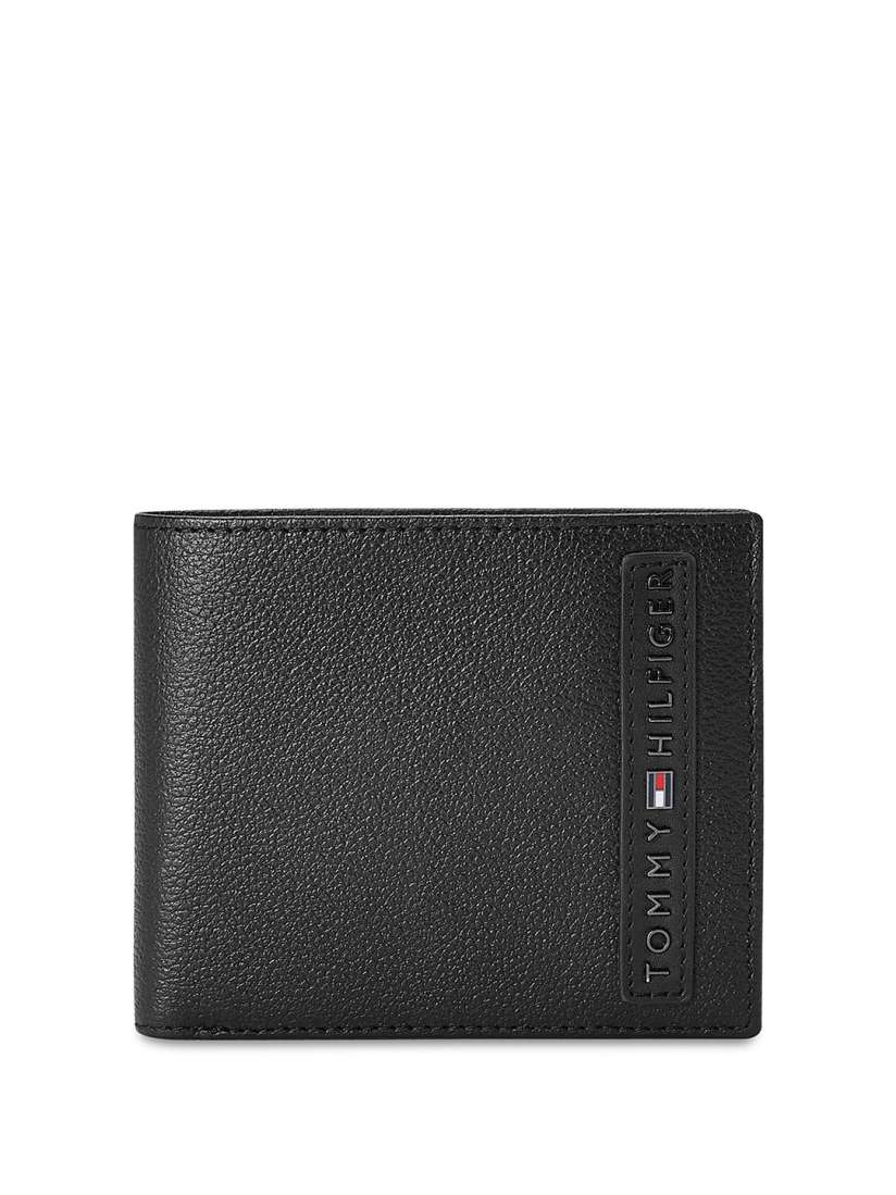 Tommy hilfiger wallets myntra on sale