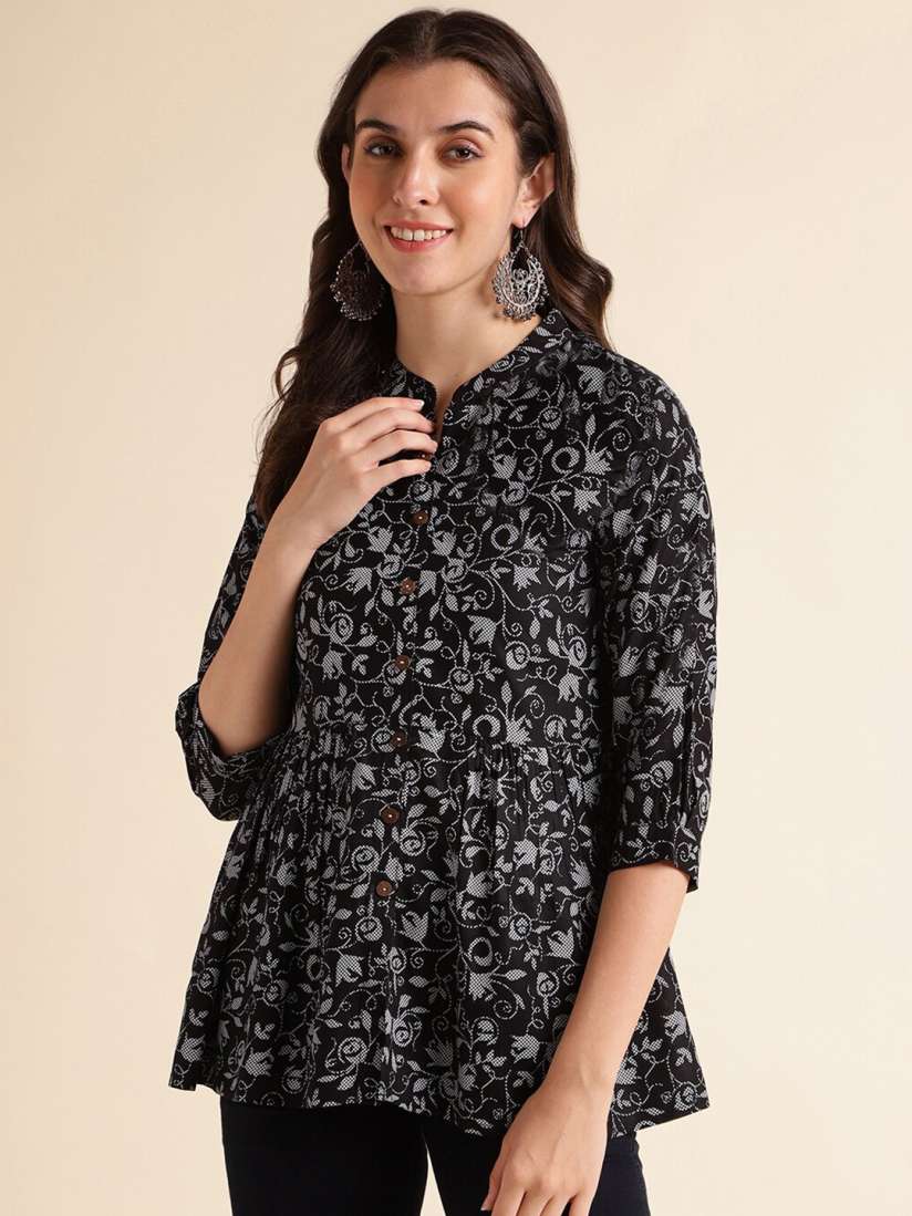 Floral kurtis on myntra clearance