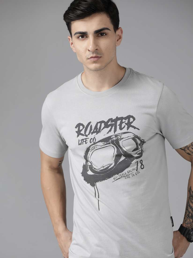 Buy Roadster Men Printed Pure Cotton T shirt Tshirts for Men 24762046 Myntra