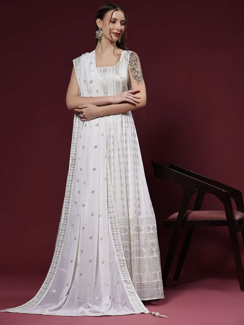 Myntra gown with dupatta store
