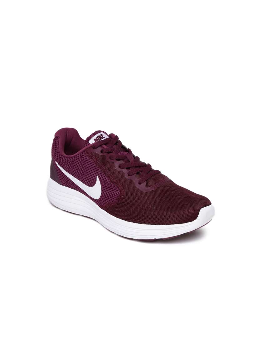 Women's revolution 3 running shoe cheap
