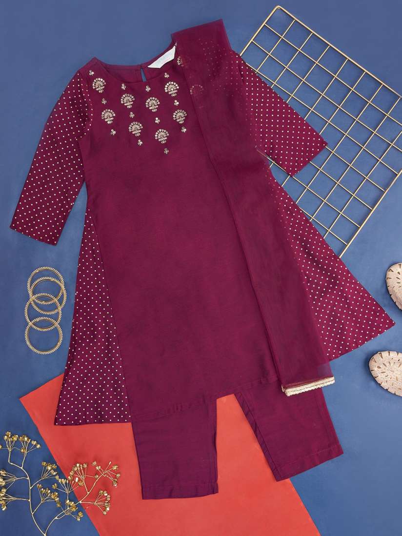 Buy AKKRITI BY PANTALOONS Girls Embroidered Thread Work Kurta Trousers With Dupatta Kurta Sets for Girls 24860036 Myntra