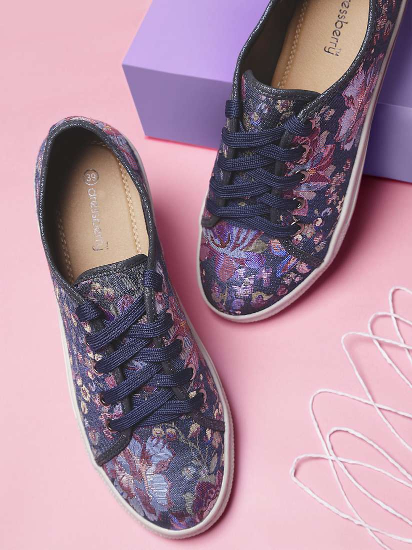 Dressberry shoes myntra shop