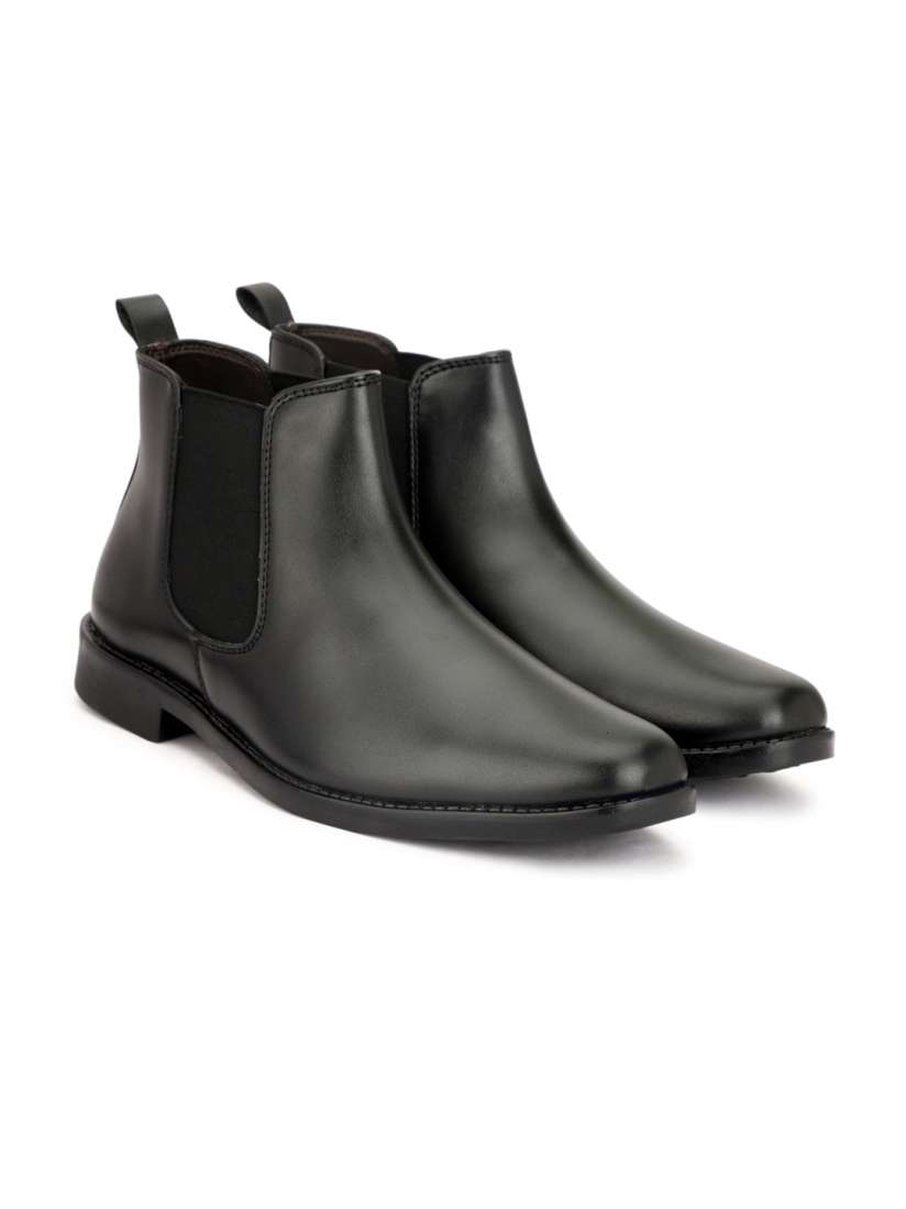 Myntra boots hot sale