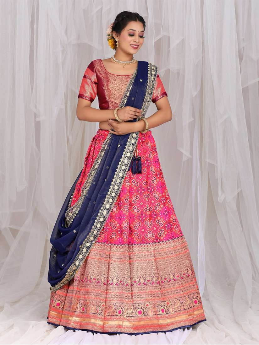 Banarasi lehenga myntra online