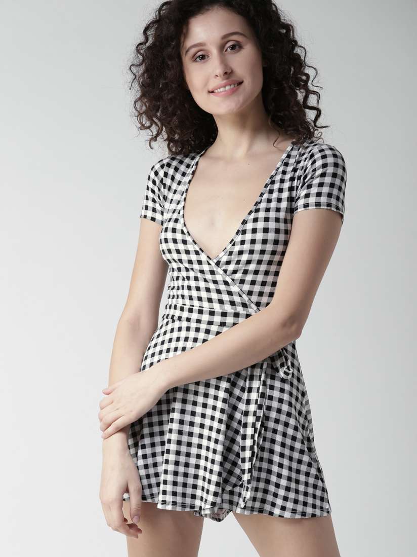 Buy FOREVER 21 Black White Checked Playsuit Jumpsuit for Women 2513501 Myntra