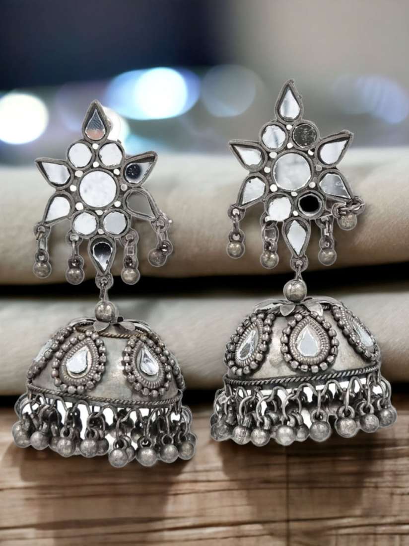 Myntra silver earrings discount