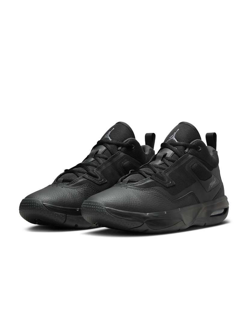 Nike basketball shoes myntra hotsell