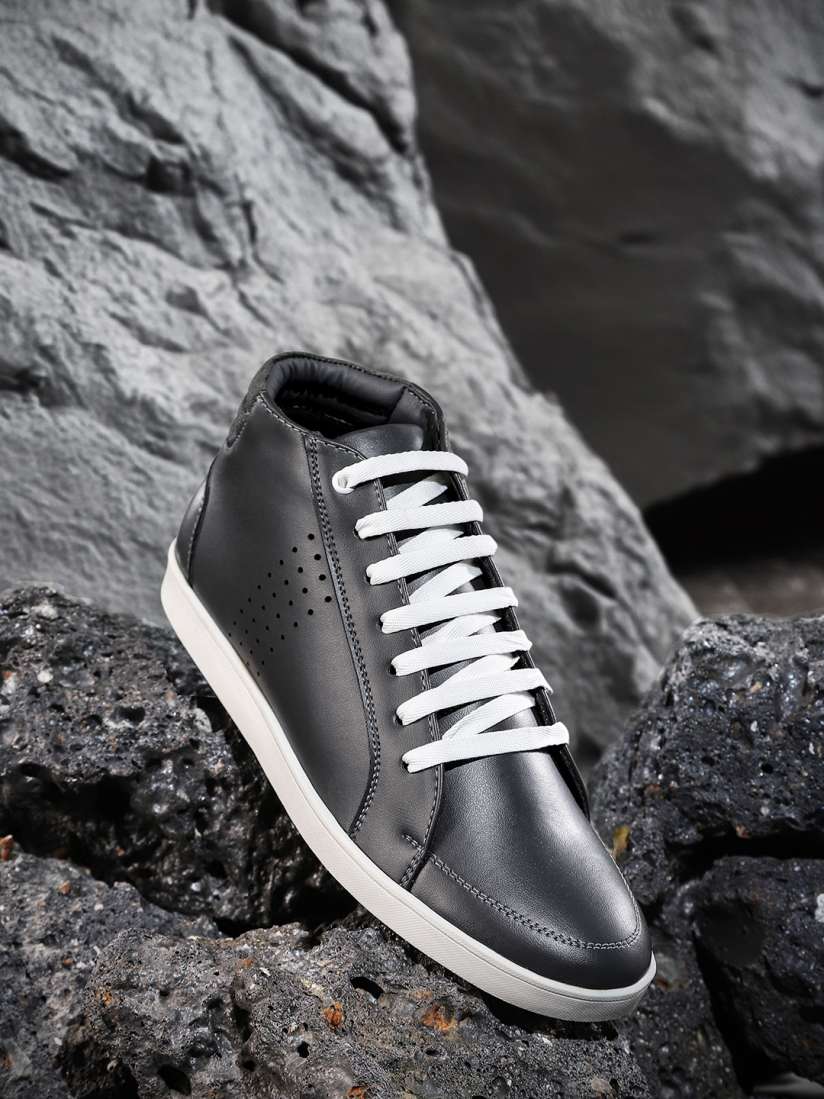 Roadster mid top sneakers store