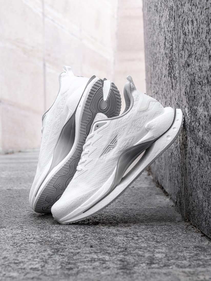 Running shoes myntra clearance