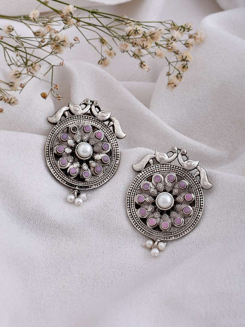 Myntra earrings studs discount