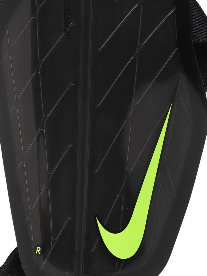 Nike shin guards myntra on sale
