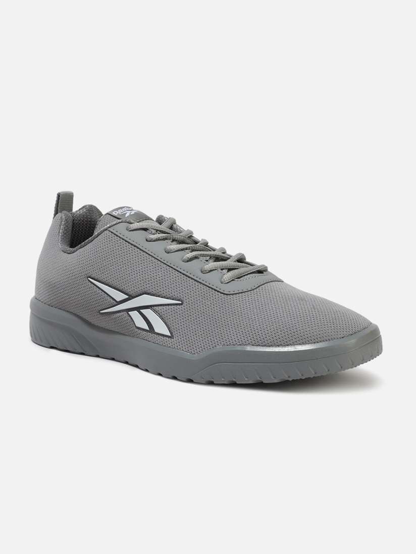 Reebok tread top