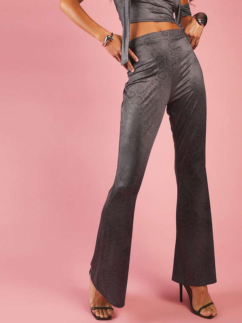 Low Waist Boohoo Flare Jeans Buy Boohoo Women Animal Printed